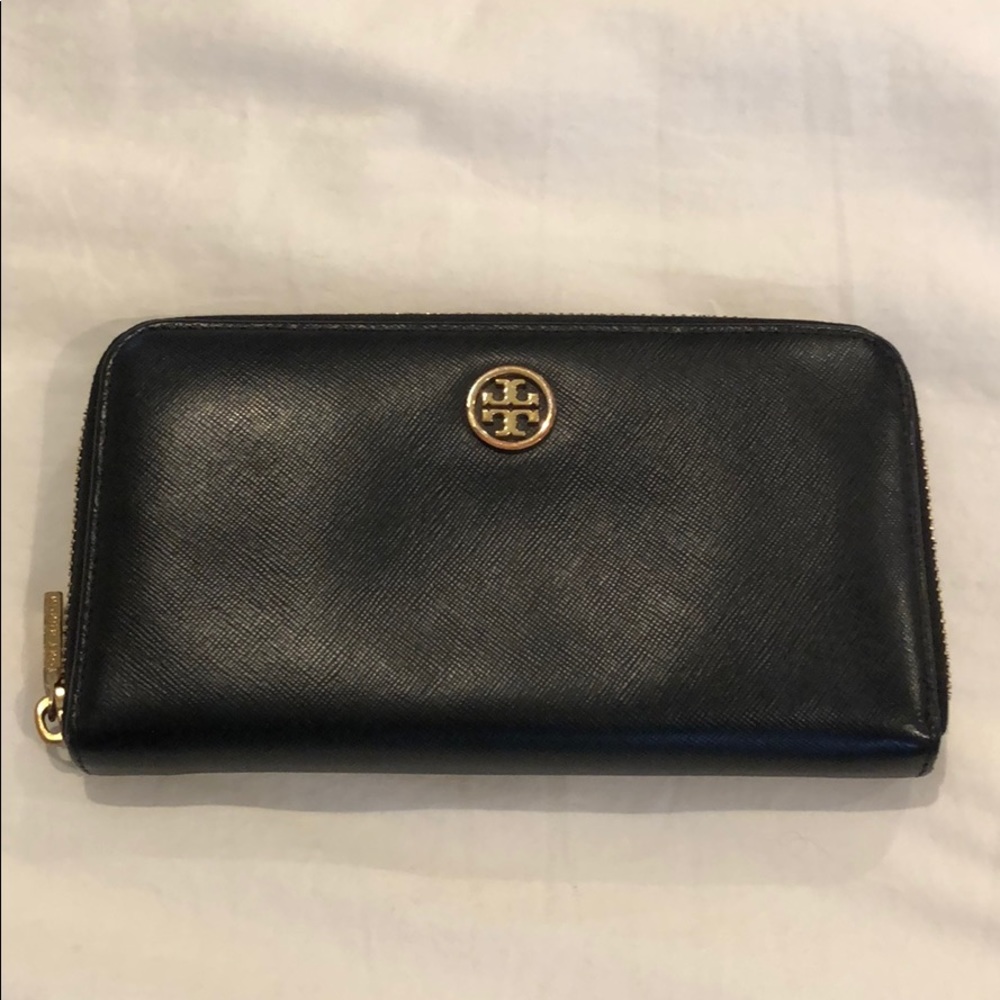 Tory Burch wallet